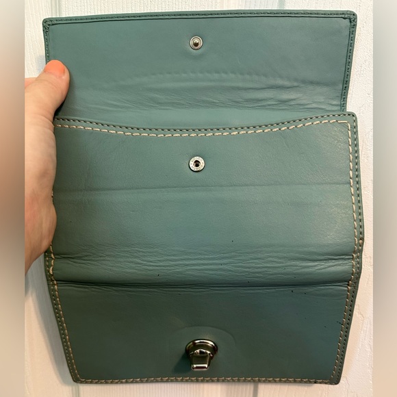 VINTAGE ROBIN EGG BLUE COACH WALLET IN GREAT CONDITION - Picture 2 of 13